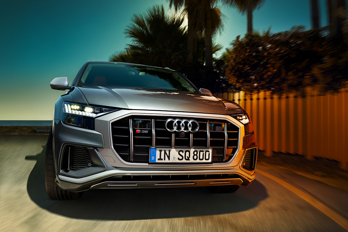 Audi SQ8-6